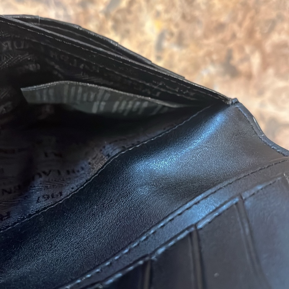 Lauren Ralph Lauren Black Leather Slim Snap Wallet - Picture 13 of 15